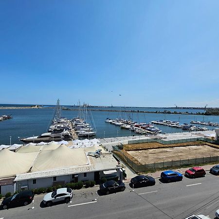 Blue Marina Sea View Mangalia Exterior foto
