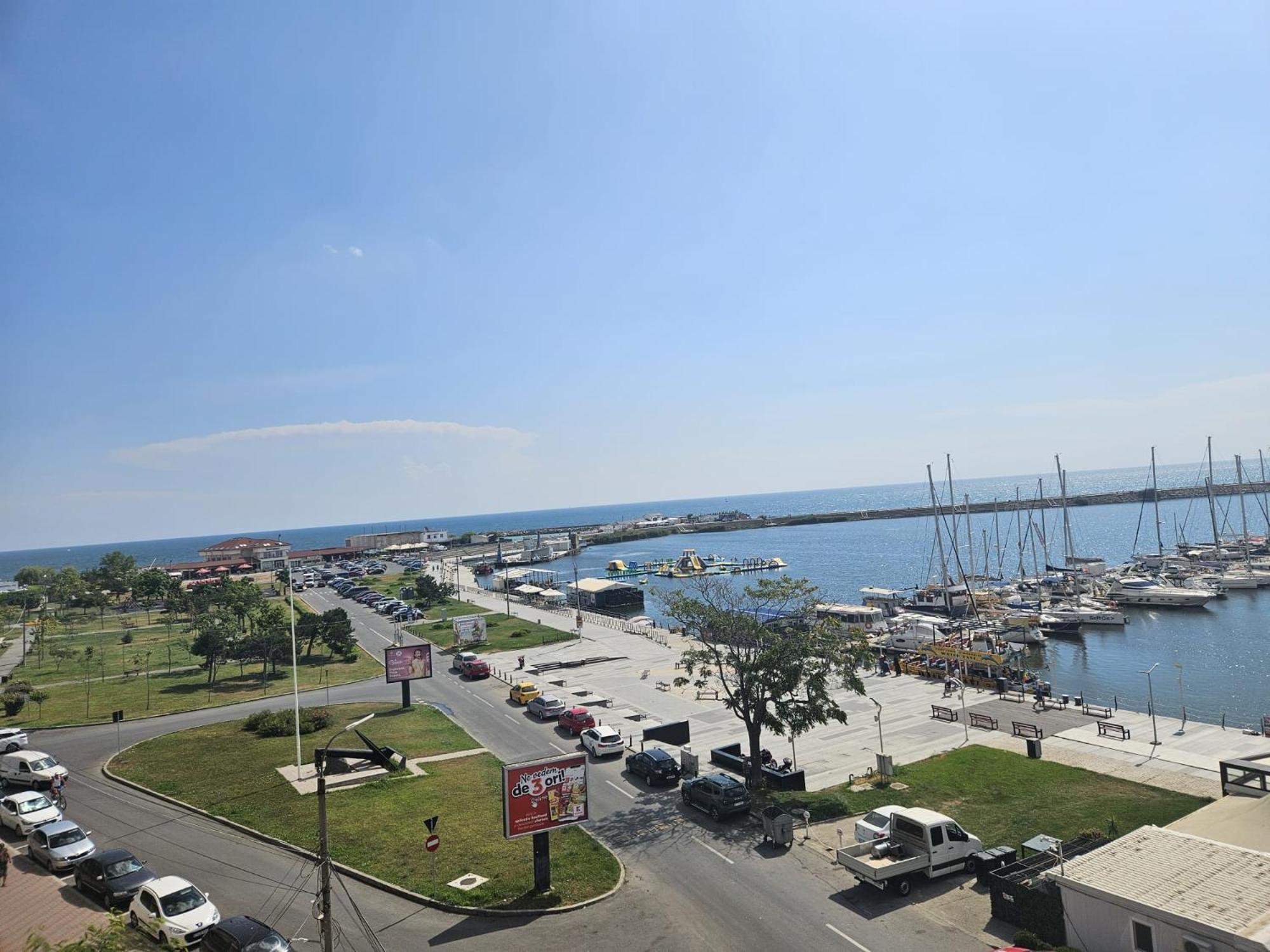 Blue Marina Sea View Mangalia Exterior foto