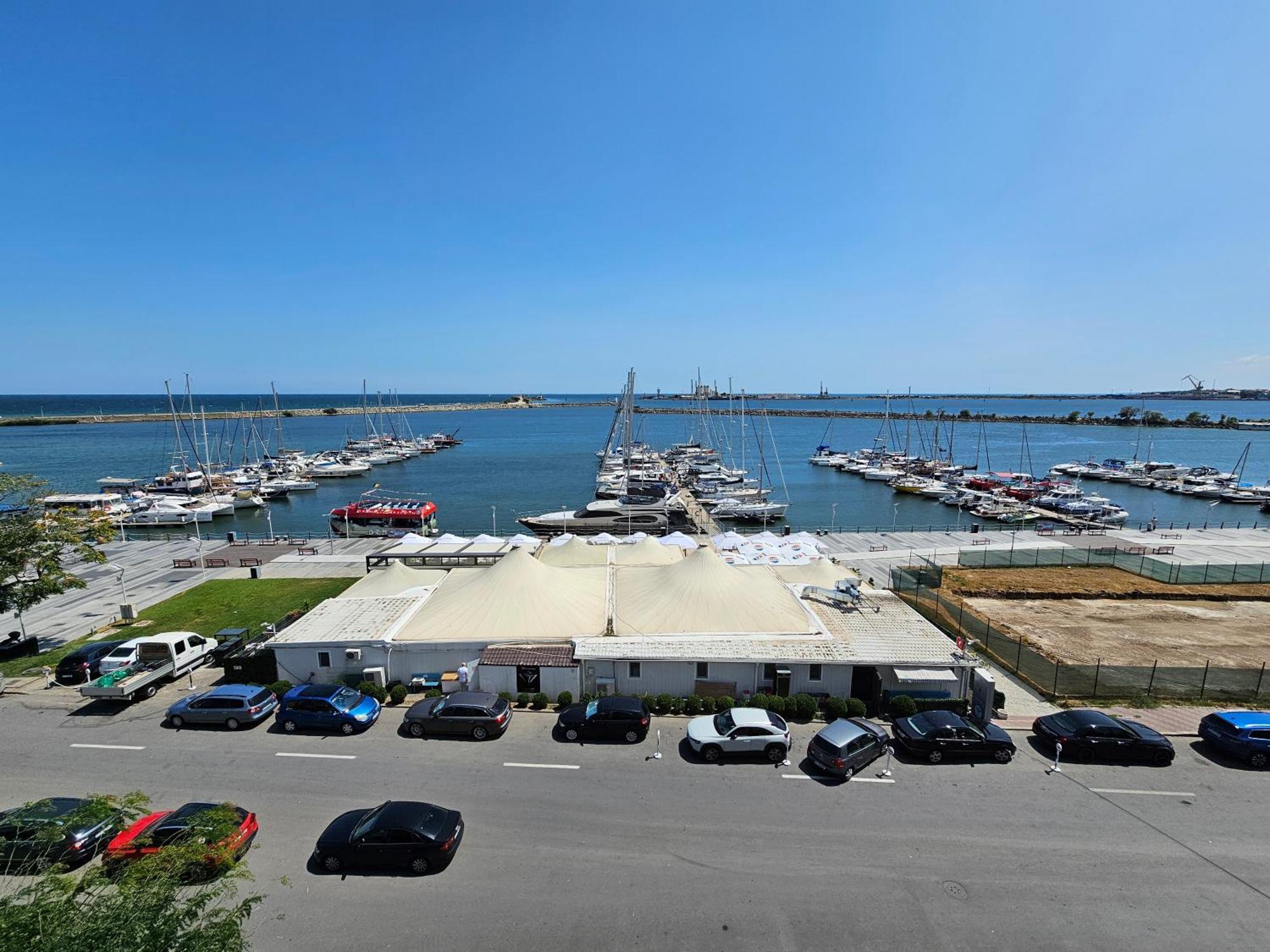 Blue Marina Sea View Mangalia Exterior foto