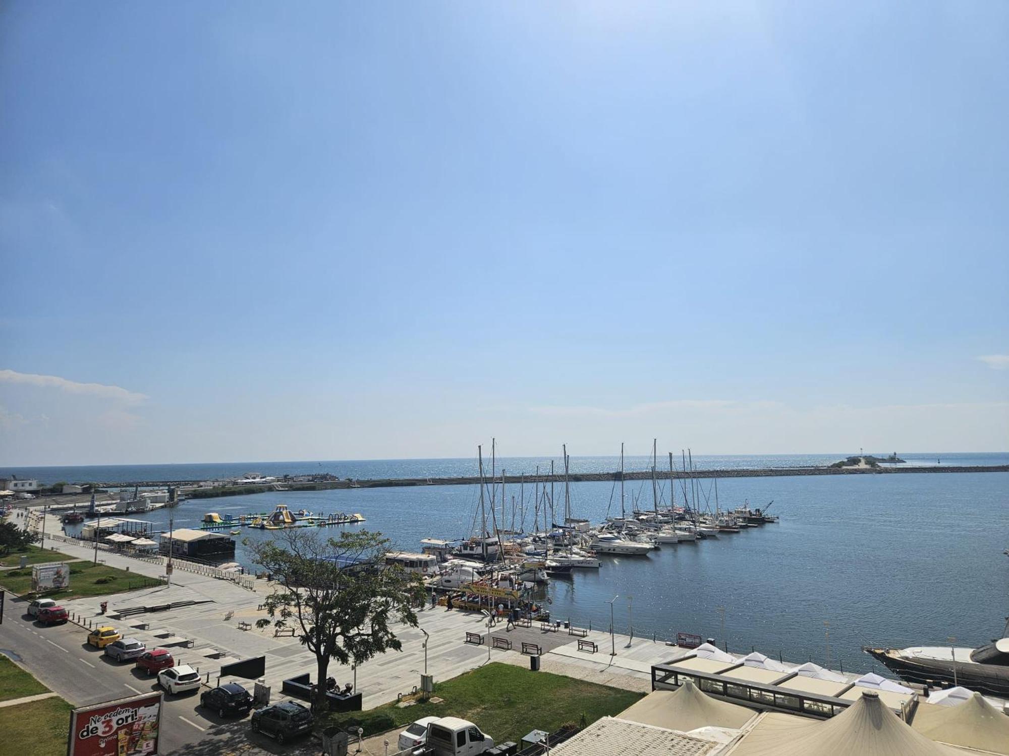 Blue Marina Sea View Mangalia Exterior foto